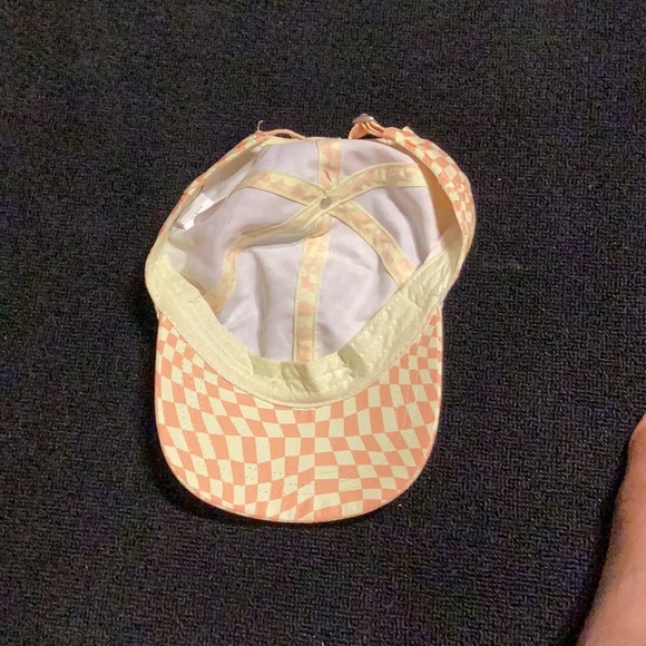 Hat - Picture 4 of 4